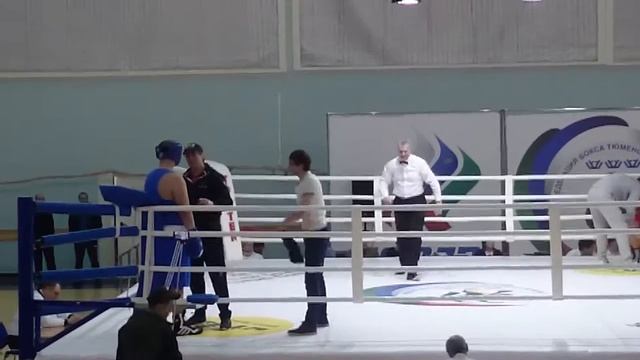 Бокс чемпионат тюменской обл супер тяж Бордусенко Юлиан смотреть онлайн