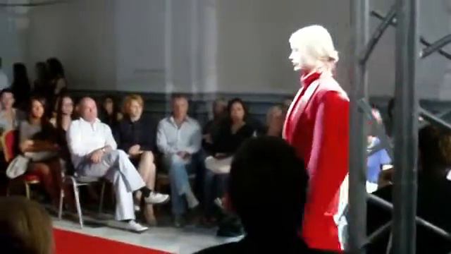 MAISON MARTIN MARGIELA Fashion Show