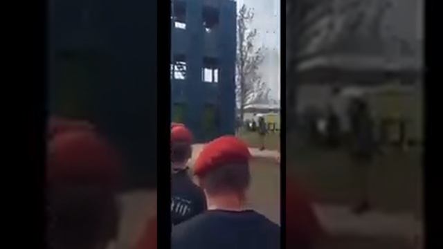 Чехи позорят краповый берет смотреть онлайн