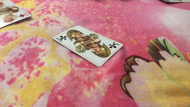 ГАДАНИЕ НА КРЕСТОВУЮ ДАМУ. Цыганский расклад на игральных картах смотреть онлайн