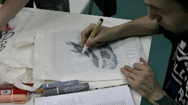 Рисуем маркерами по ткани. Часть 3 смотреть онлайн