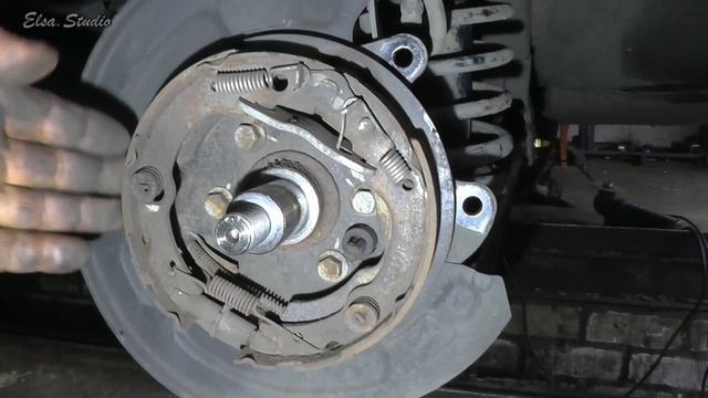 Замена задней ступицы Chery E5 смотреть онлайн