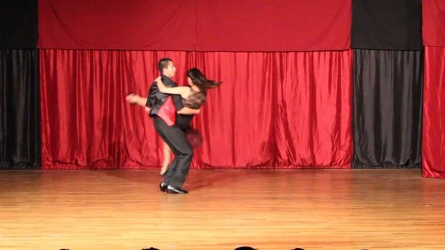 Aggie DanceSport Team - El Tango De Roxanne - Argentine Tango смотреть онлайн