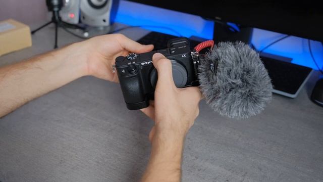 Крутой обвес для Sony A6400 смотреть онлайн