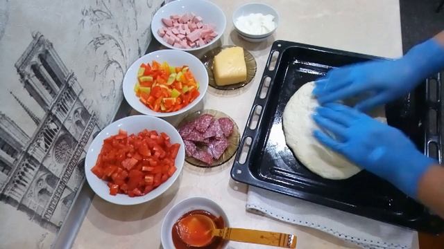 ДОМАШНЯЯ ПИЦЦА !НА ДРОЖЖЕВОМ ТЕСТЕ. САМАЯ ВКУСНАЯ !!! смотреть онлайн