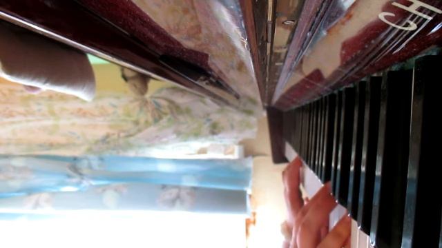 Мелодія "Осінній листок". piano melody autumn leaf. смотреть онлайн