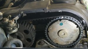 VOLVO S40/2007г. 2.4 i ,Замена помпы, сальников распредвалов , переуплотнение масленного насоса.