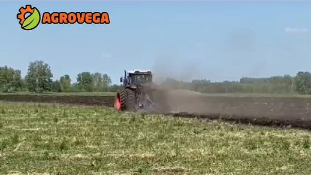Трактор AGROVEGA, мощностью 180 л.с. смотреть онлайн