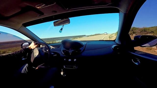 Frenchs NA challenge: Twingo RS vs Saxò VTS смотреть онлайн