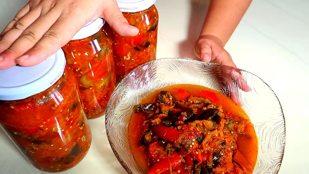 Очень вкусное СОТЕ ИЗ БАКЛАЖАНОВ НА ЗИМУ. Пожалела, что мало приготовила. смотреть онлайн