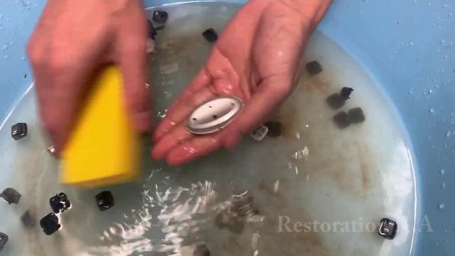 Restoration laptop with a built in Spanish speaking game PlayStation | Retro console restore смотреть онлайн