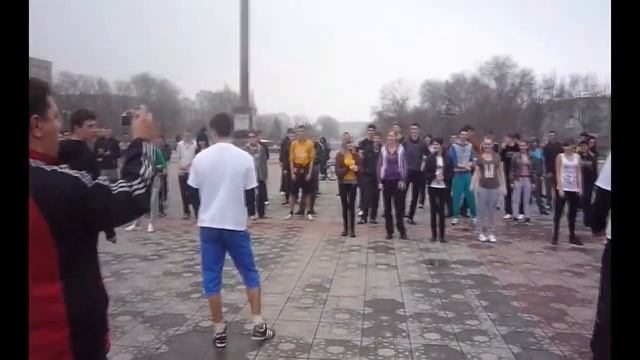 Северодонецкая Пробежка 08.04.2012 - part 2 Не вошедшее в клип. смотреть онлайн