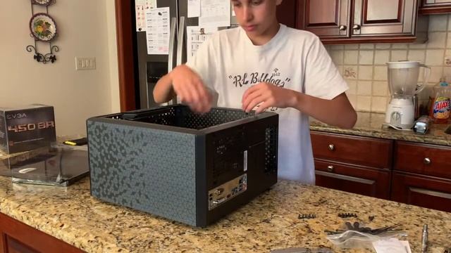 And Ryzen 5 3400G First Build смотреть онлайн