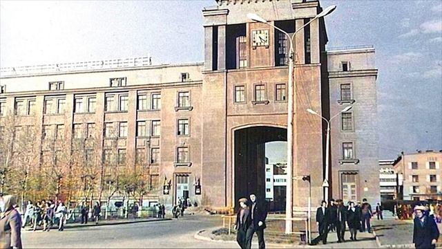 Челябинск. Песня про ЧМЗ. Ретро фото. смотреть онлайн