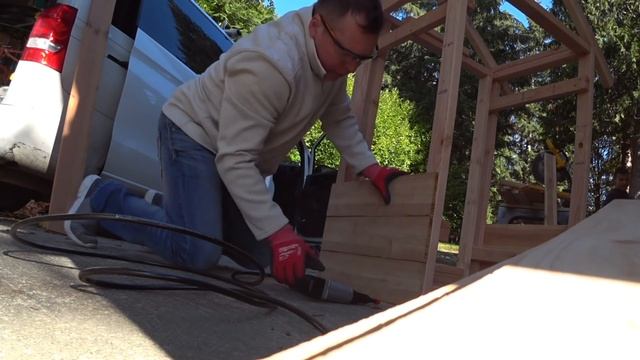 Как построить коптильню для холодного копчения SmokeHouse часть 1 смотреть онлайн