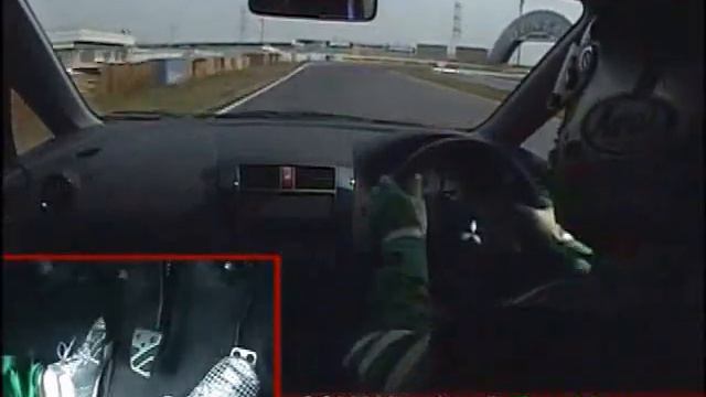 HOt Hatch Battle смотреть онлайн