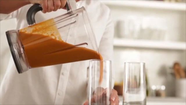 Jenniffer Diaz Spanish Voiceover for Kitchen Aid смотреть онлайн