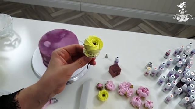 Удивительные ТЮЛЬПАНЫ из крема. Украсят ЛЮБОЙ торт. смотреть онлайн