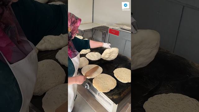 Лепешка Чамлыдере! Мы посетили это место за экологически чистыми деревенскими лепешками. Мы ели вкус смотреть онлайн