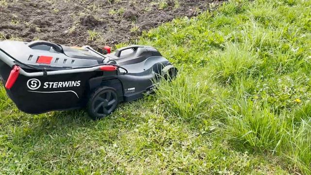 На что способна аккумуляторная газонокосилка Sterwins 42 см. ОБЗОР. Первое ВПЕЧАТЛЕНИЕ смотреть онлайн