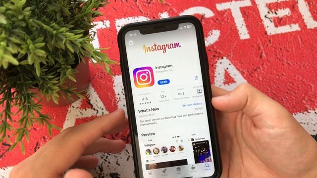 Как отправлять GIF в Комментариях в Instagram? Что делать если нет Gif?