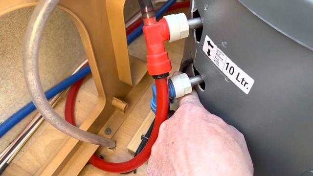 Truma Ultraheat water heater not working on electric смотреть онлайн