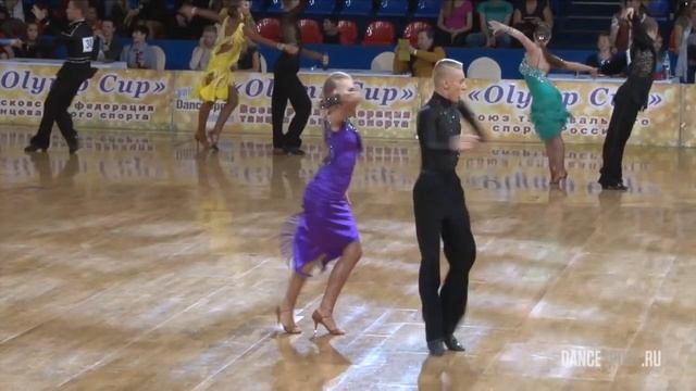 Кирса Максим - Королева Екатерина, 1/4 Cha-Cha-Cha смотреть онлайн