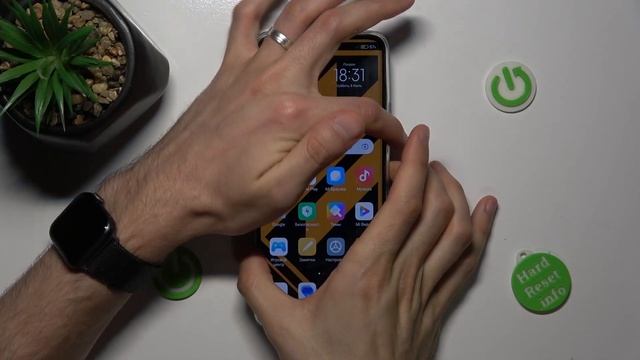 Redmi 12R | Как сделать скриншот на Redmi 12R - Как сделать снимок экрана на Redmi 12R смотреть онлайн