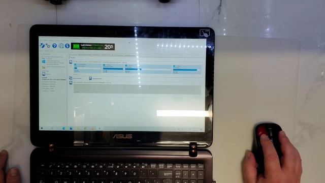 How to upgrade Asus Q524UQ notebook from Hard Drive to SSD Drive & Clone Operating System Windows 1 смотреть онлайн