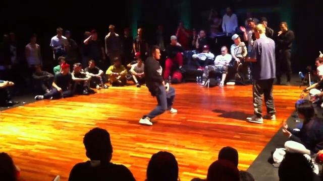 Just Jam International 2011 Greku Vs Error смотреть онлайн