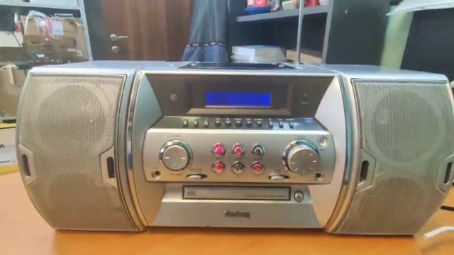 Магнитола Elenberg MC-4040 с Bluetooth модулем смотреть онлайн