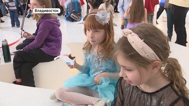 "Губернаторская ёлка" собрала приморских детей во Владивостокском цирке смотреть онлайн