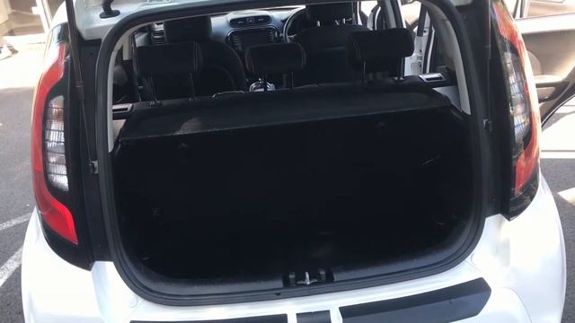 2015 Kia SOUL CRDI CONNECT PLUS смотреть онлайн