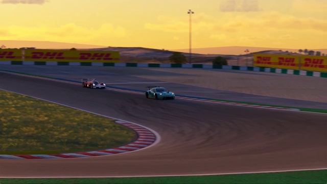 Porsche 911 RSR at the Algarve смотреть онлайн