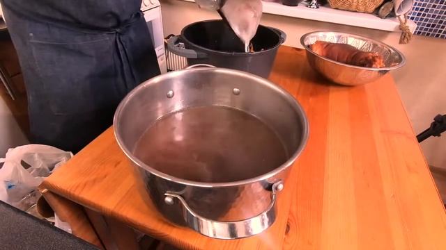 Идеальная Рулька не в пиве, а в квасе Вепрево колено в духовке смотреть онлайн