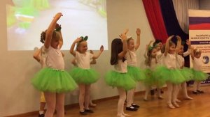 Танец мишек Гамми