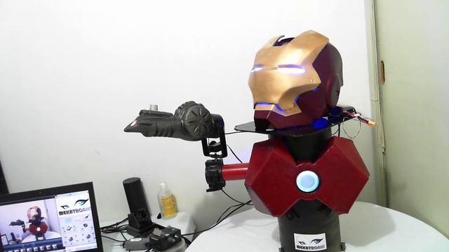 CASCO DE IRON MAN CON ARDUINO ,MOTOR SHIELD y JAVA смотреть онлайн