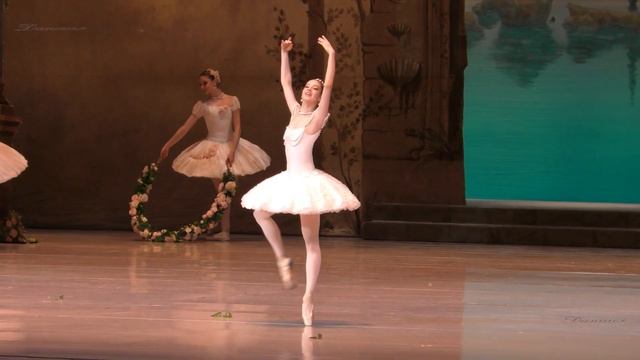 19.06.23 АРБ в Кремле: Екатерина Морозова - вариация одалиски из балета "Корсар". смотреть онлайн