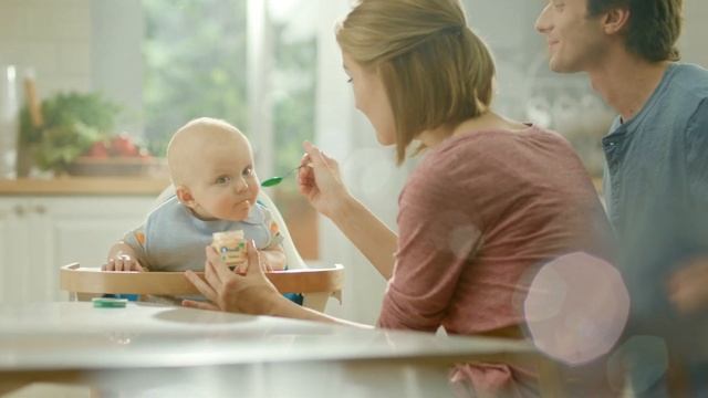 Настоящее мясное пюре от Gerber ® - «Цыпленок» и «Индейка» смотреть онлайн