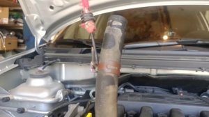 Замена жидкости ГУР в автомобиле Ниссан Альмера