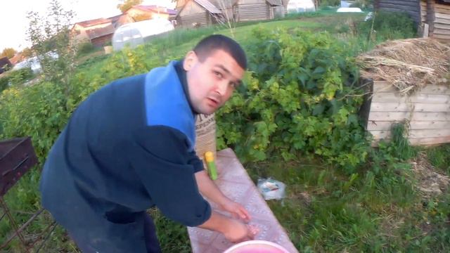 СОЧНЫЙ "ЛЮЛЯ-КЕБАБ" В КОТЛЕТАХ НА МАНГАЛЕ смотреть онлайн
