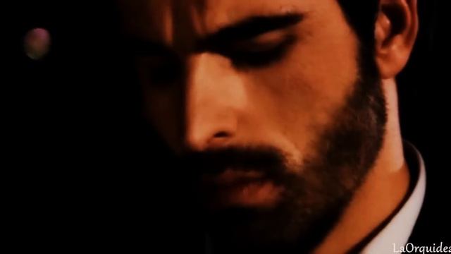 Mehmet Akif Alakurt♥Tuba Büyüküstün - Merakımdan (Out Of Curiosity)