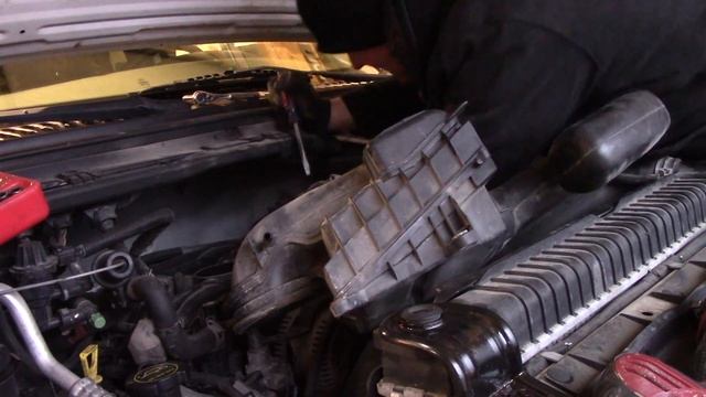 Ford F150 F250 5.4 3v Stalling - Electronic Throttle Body Replacement смотреть онлайн