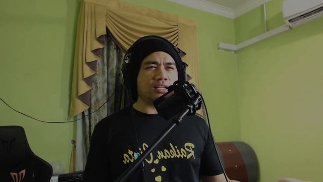 Average Viewer react to HUH YUNJIN - 'I ≠ DOLL' смотреть онлайн