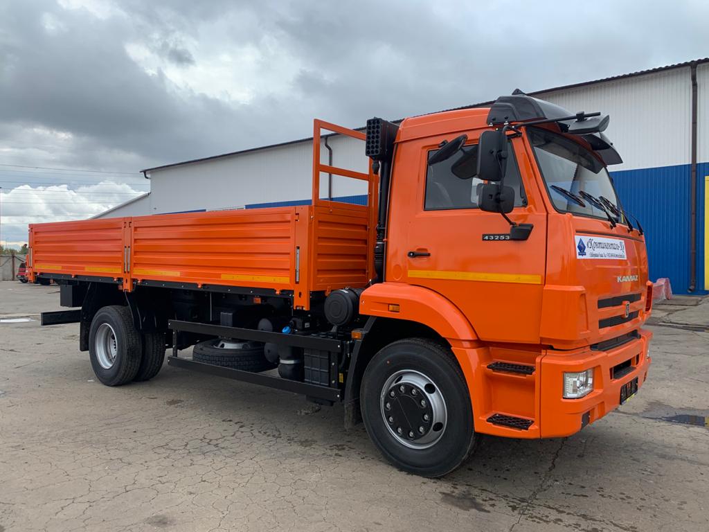 Бортовой на шасси Камаз-43253 - бортовая платформа 6 200 мм.... смотреть онлайн