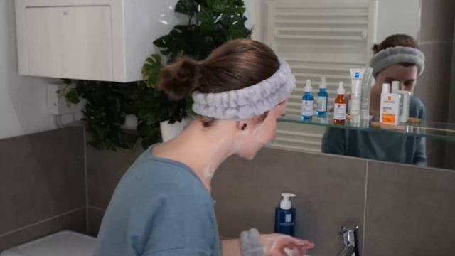 How to use La Roche Posay Hyalu B5 Serum смотреть онлайн