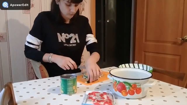 ЛЮБЛЮ ЦЕЛОВАТЬСЯ С МУЖИКАМИ/КАК МЫ ОТМЕТИЛИ ДЕНЬ РОЖДЕНИЯ/ПОДАРКИ смотреть онлайн