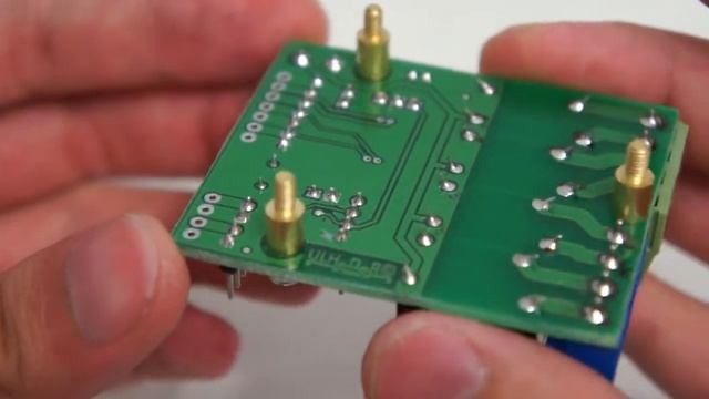 ПРМК01 . Плата с 4 реле, STM8S003 и RS485. смотреть онлайн