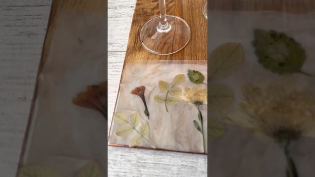 Сервировочная доска из эпоксидной смолы. Декор для дома. смотреть онлайн