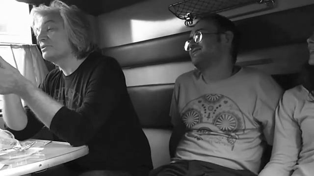 Игорь читает Олега Григорьева смотреть онлайн